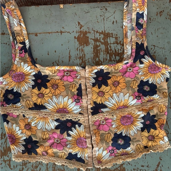 Floral Crop - Picture 1 of 3